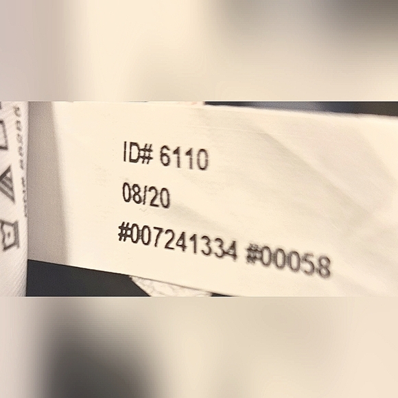 (NWOT) Express Hi-Rise Columnist boot 6R - Picture 12 of 12